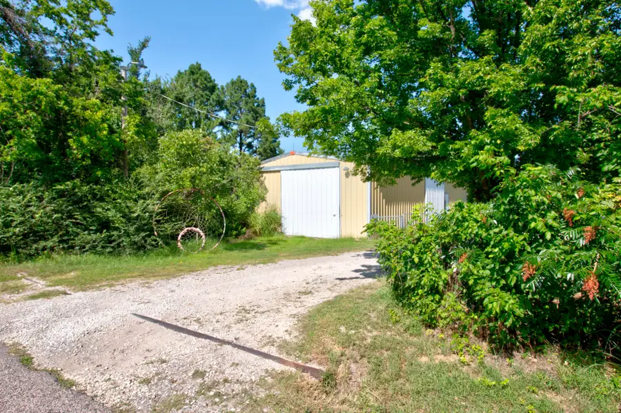 22 Easy Street, Whitesboro, TX 76273 - #2