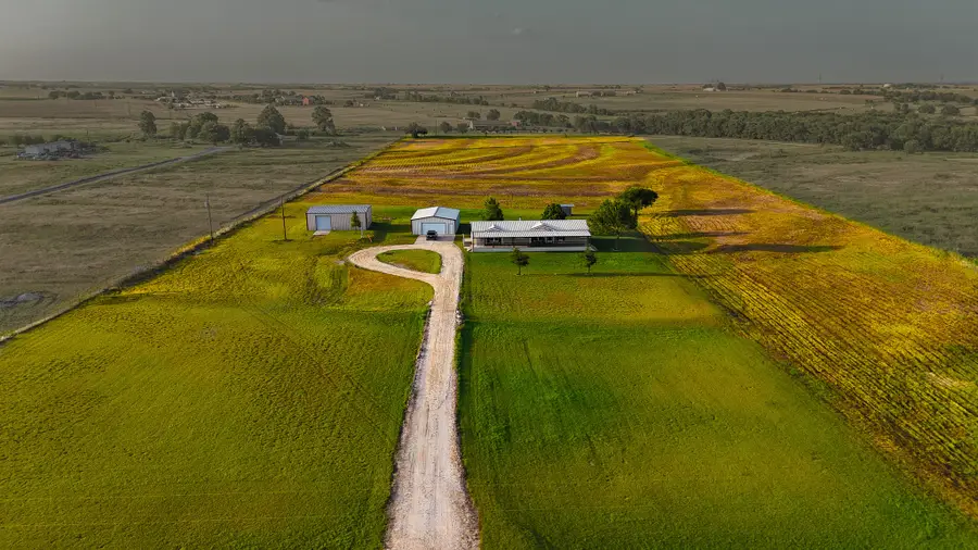 401 County Road 330, Granger, TX 76530 - #2