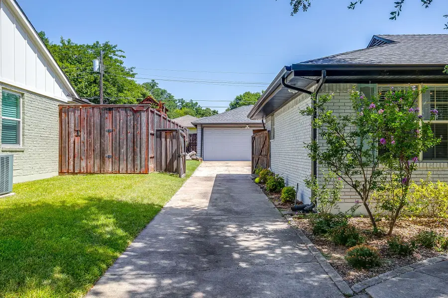 10023 Shadyview Drive, Dallas, TX 75238 - #3