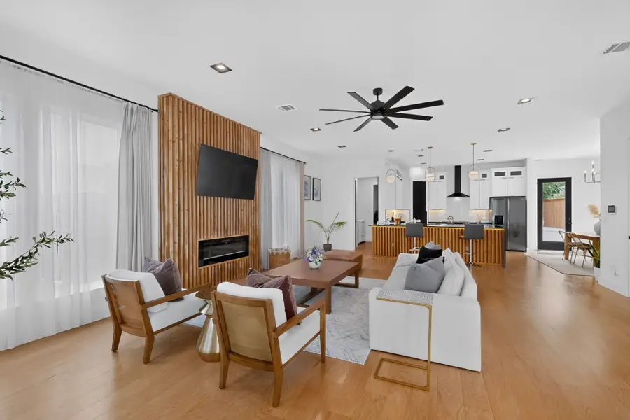 1226 S Ewing Avenue, Dallas, TX 75216 - #2