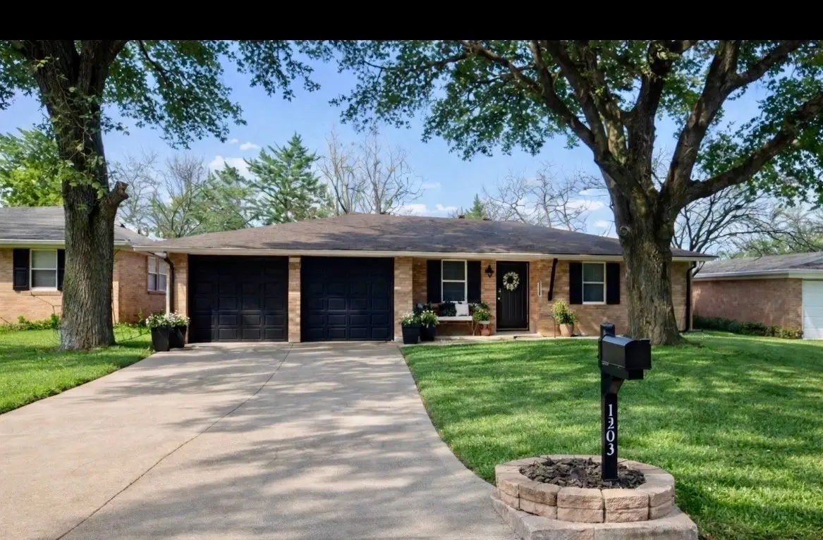 1303 Lafayette Drive, Denison, TX 75020 - #1
