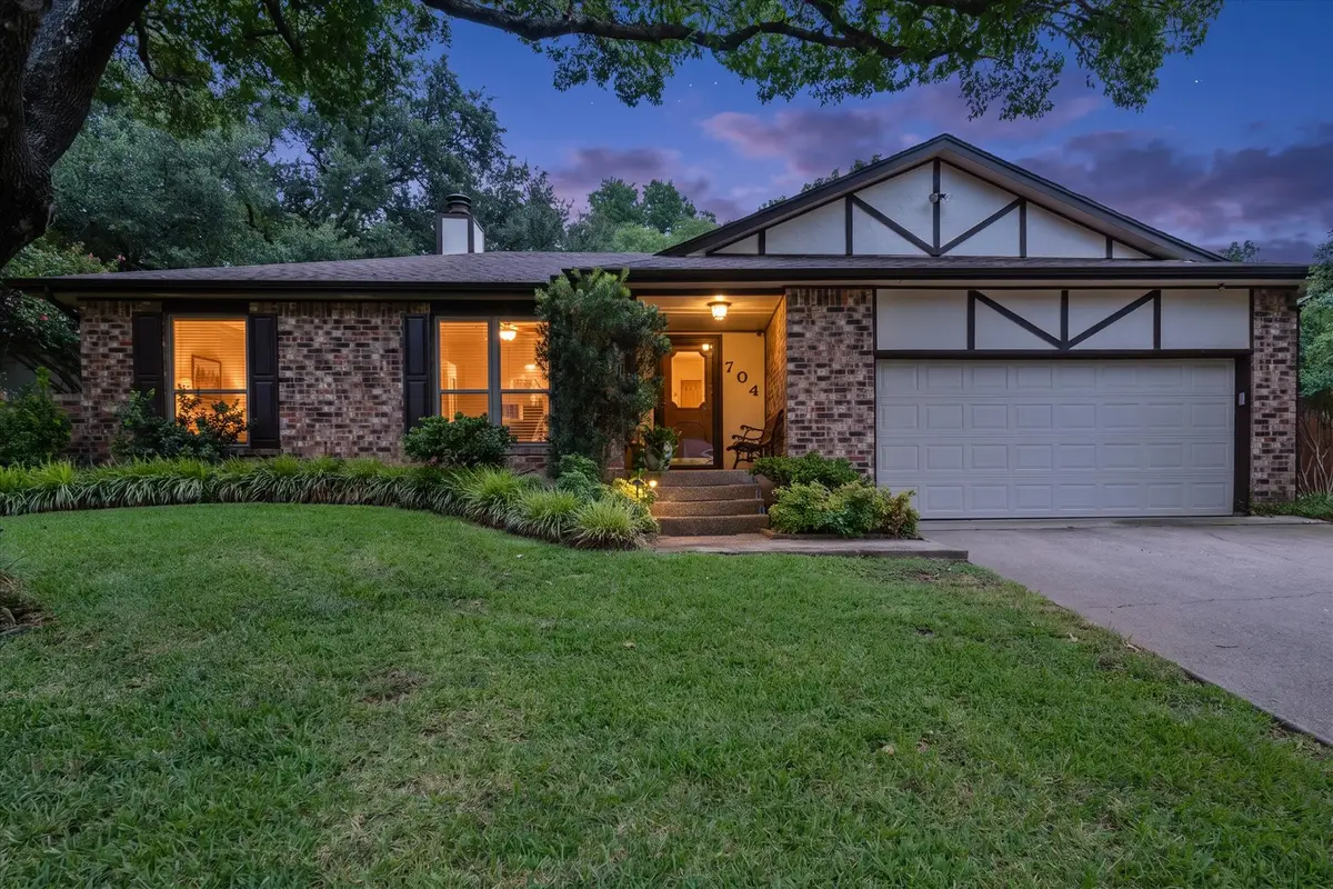 704 Whistler Drive, Arlington, TX 76006 - #1
