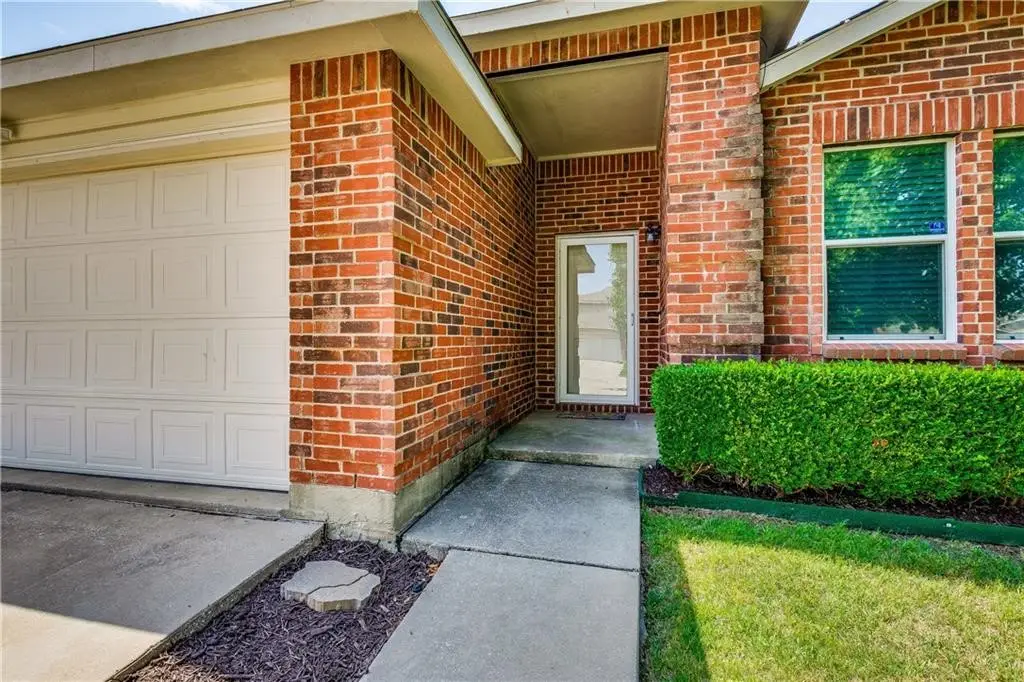 1608 Rialto Way, Justin Roanoke, TX 76247 - #1