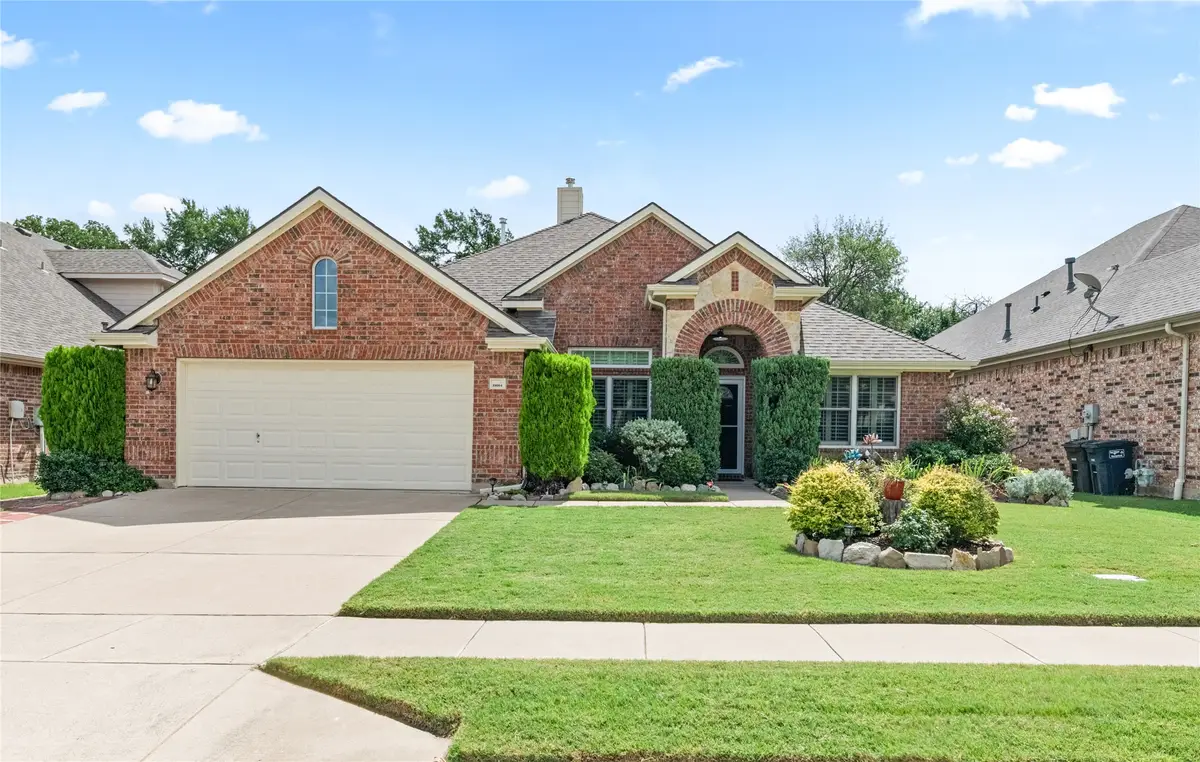 15664 Sweetpine Lane, Justin Roanoke, TX 76262 - #1