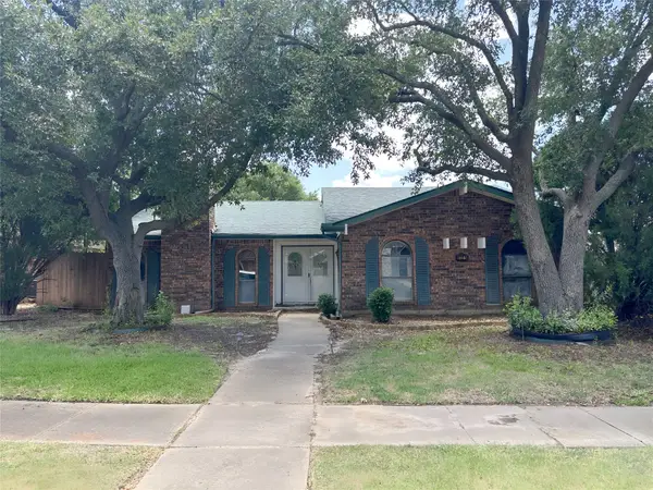 5229 Pruitt Drive, The Colony, TX 75056