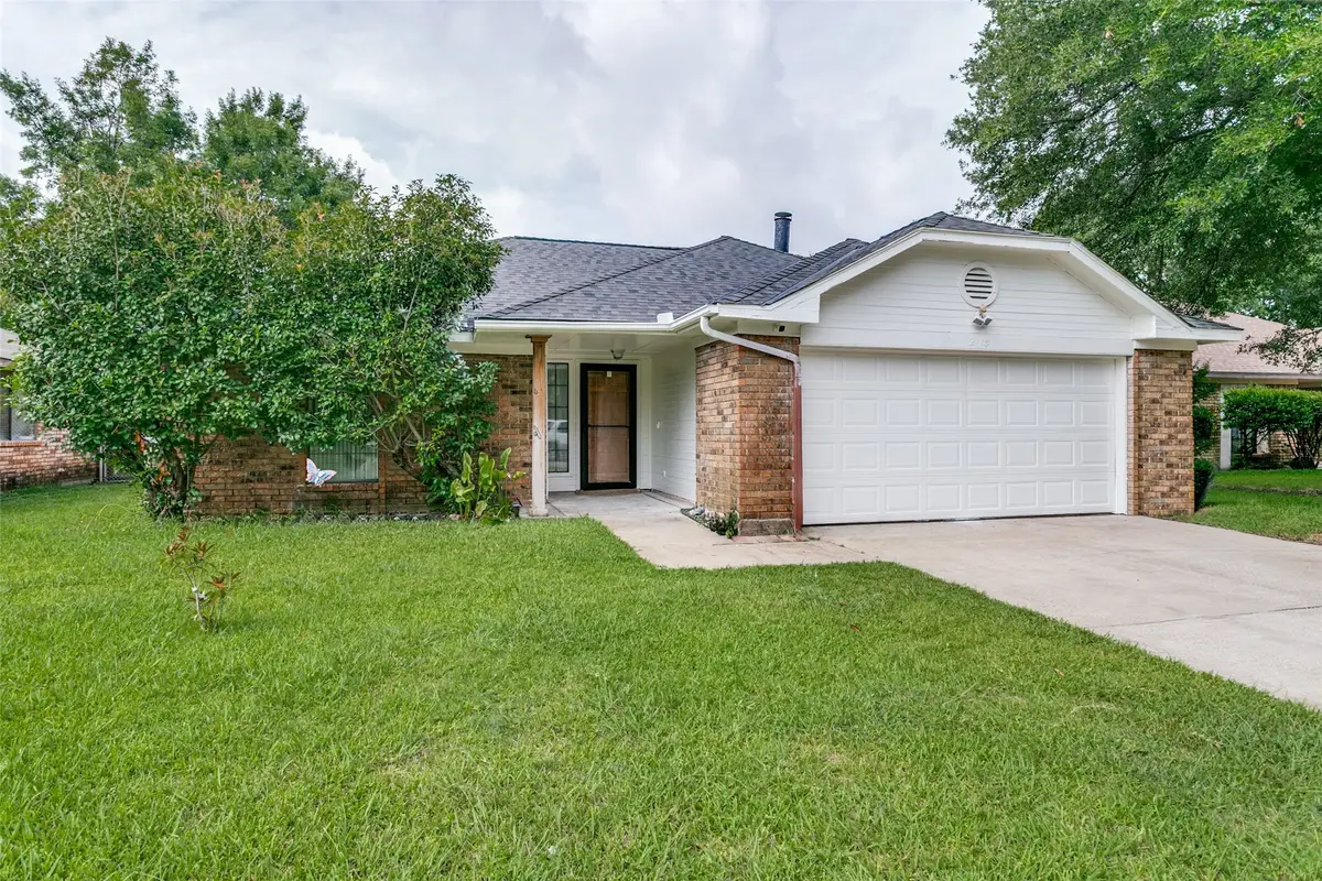 2813 Creekwood Lane, Fort Worth, TX 76123 - #1