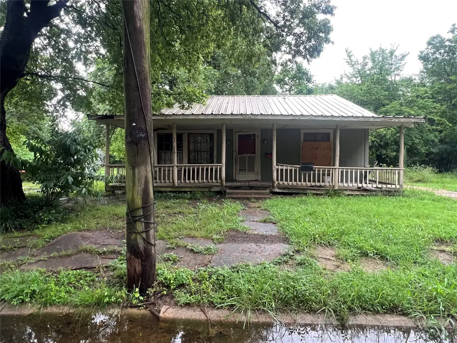 1049 3rd Street Se, Paris, TX 75460 - #2