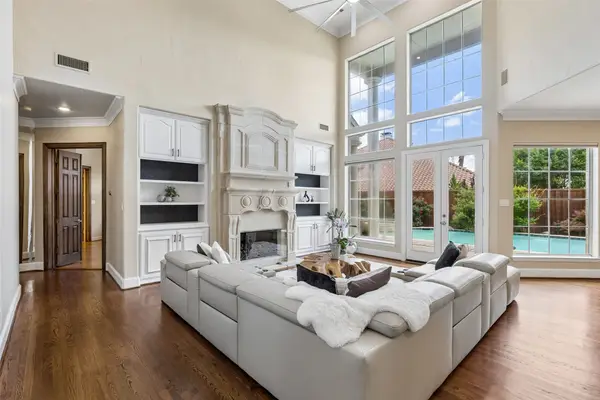 5315 Ambergate Lane, Dallas, TX 75287