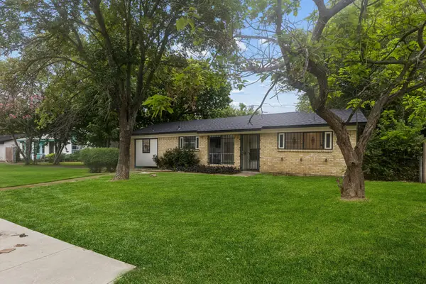 9925 Homeplace Drive, Dallas, TX 75217