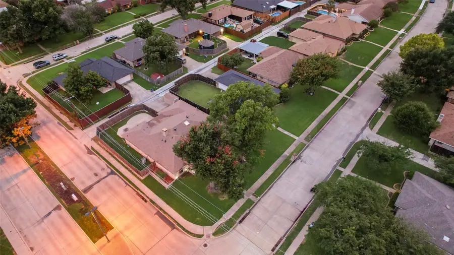 800 Brownfield Drive, Mesquite, TX 75150 - #2