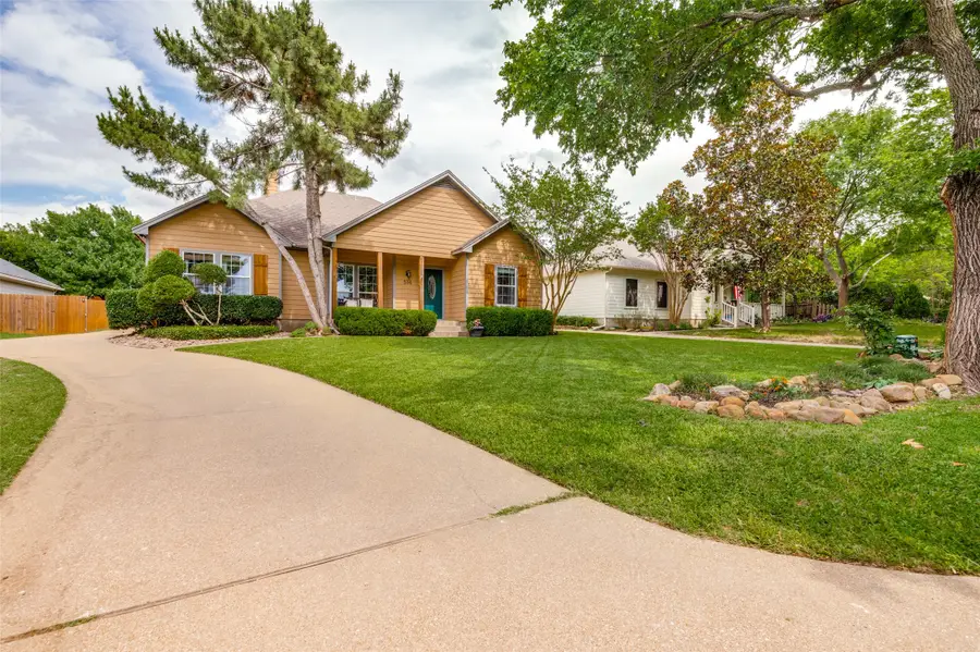 514 N 1st Street, Midlothian, TX 76065 - #2