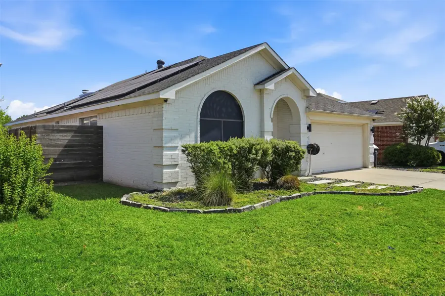417 Shadow Grass Avenue, Fort Worth, TX 76120 - #3