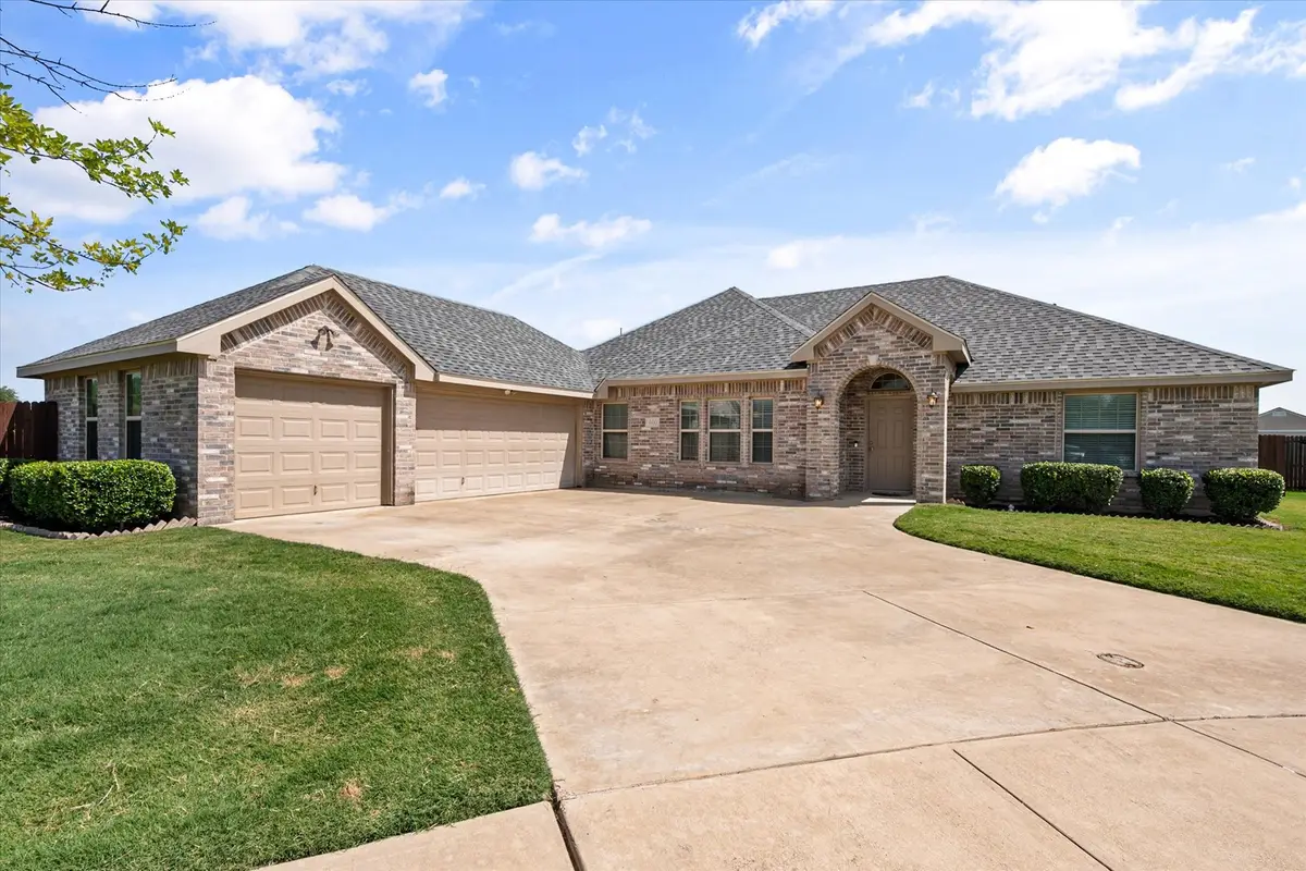 400 Hummingbird Trail, Crowley, TX 76036 - #1