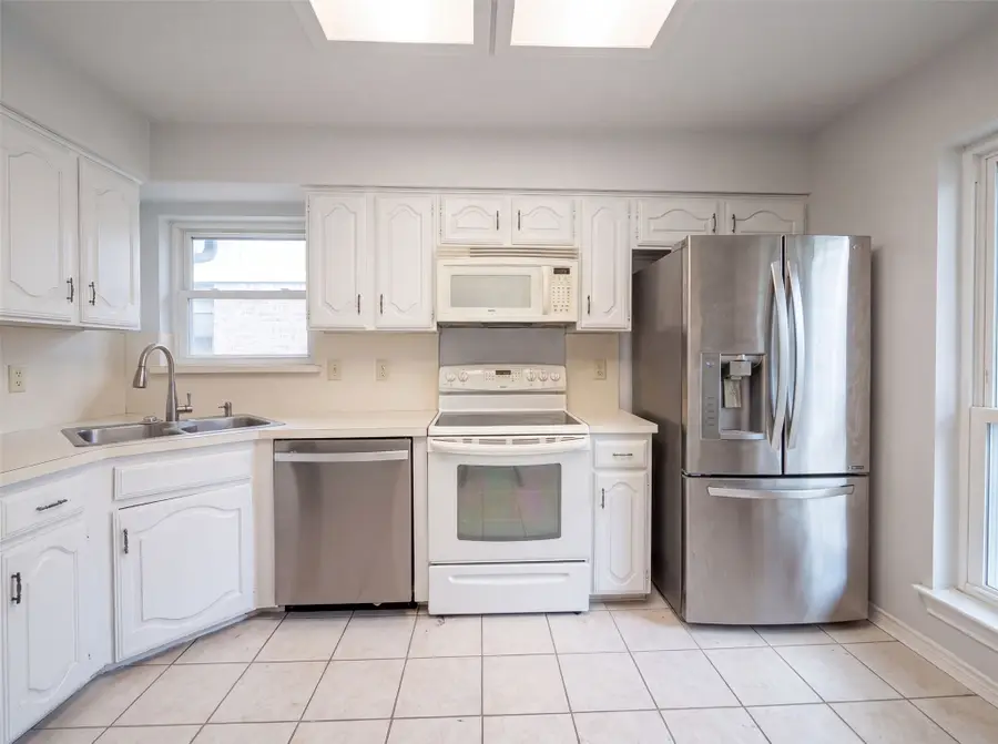 2604 Leo Drive, Garland, TX 75044 - #2