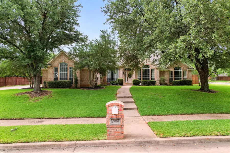 8904 Thornway Drive, North Richland Hills, TX 76182 - #3