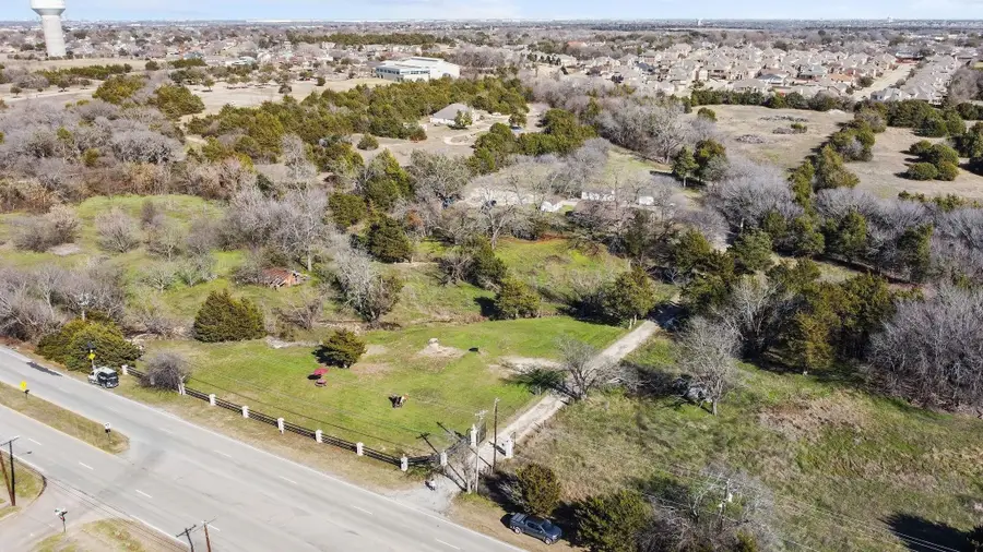 1006 S Clark Road, Cedar Hill, TX 75104 - #2