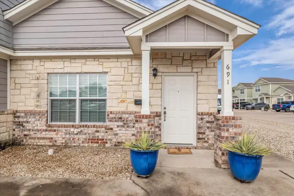 691 Park Street, McGregor, TX 76657