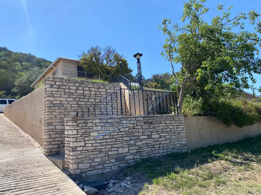 120 Bluebonnet Drive, Junction, TX 76849 - #2