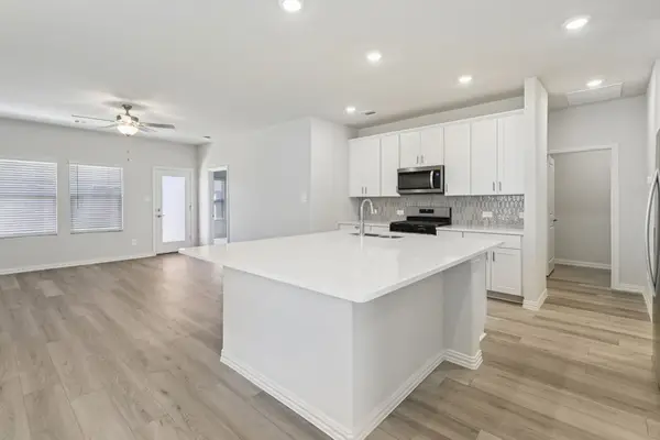 3061 O Pines Drive, Farmersville, TX 75442