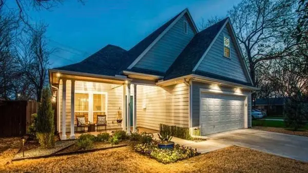 4803 Calmont Avenue, Fort Worth, TX 76107