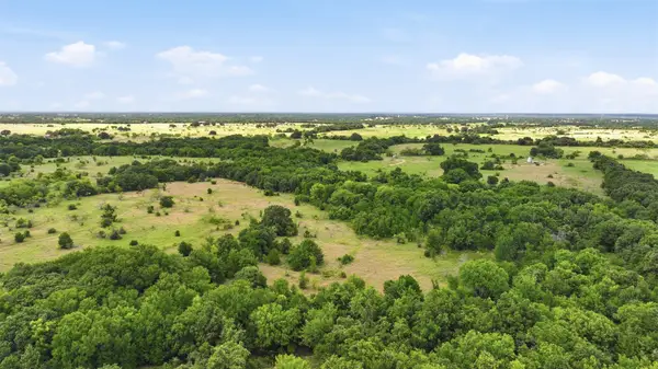 647 County Road 1480, Alvord, TX 76225