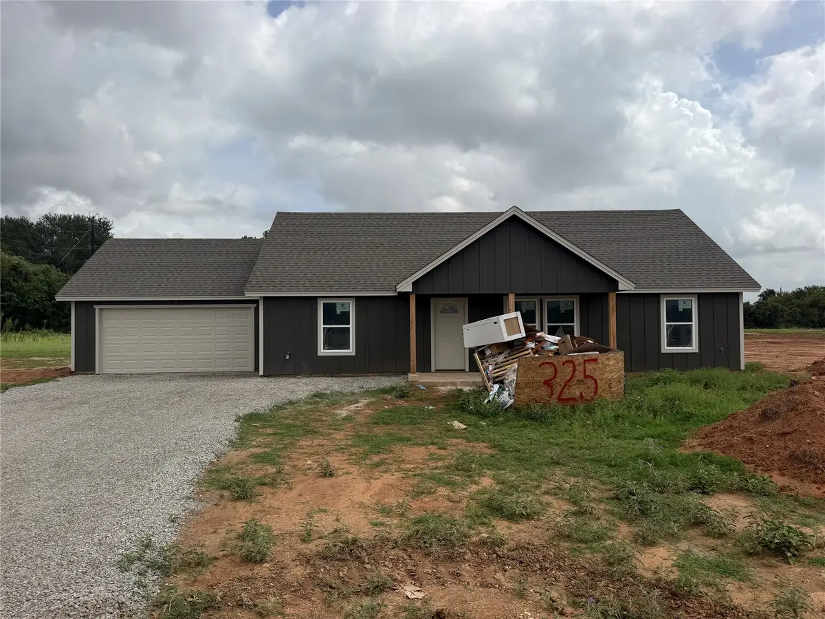 325 Myers Drive, Springtown, TX 76082 - #1