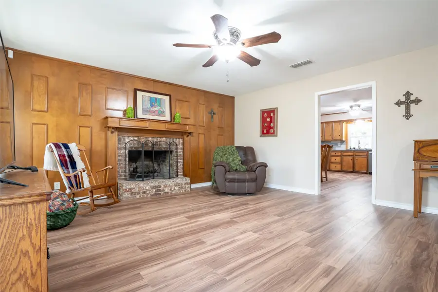 1479 Lockwood Street, Stephenville, TX 76401 - #3