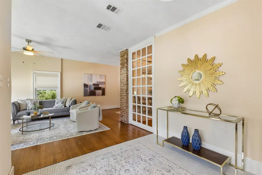 802 Turner Avenue, Dallas, TX 75208 - #2