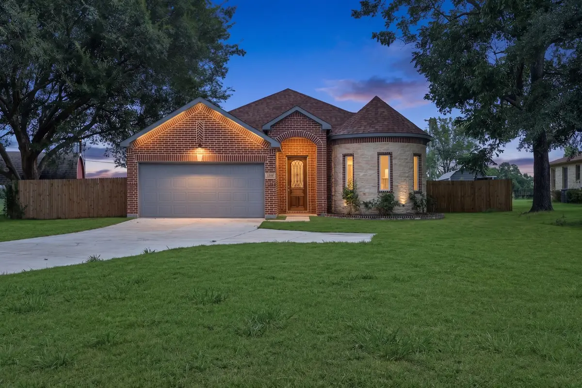 1202 Commerce Drive, Greenville, TX 75401 - #1