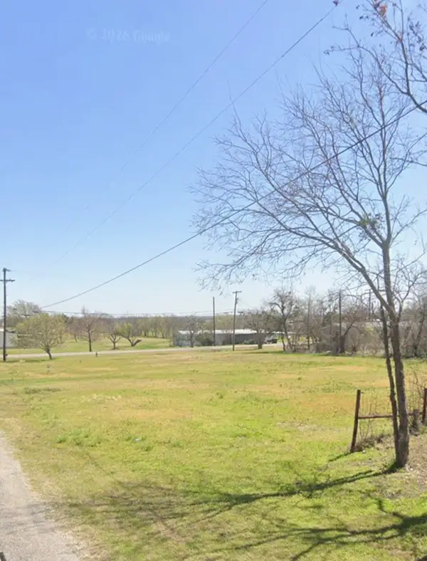 210 Mcelroy Street, Southmayd, TX 76273