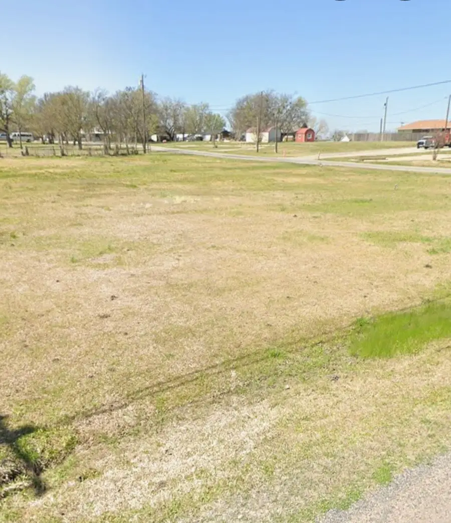 210 Mcelroy Street, Southmayd, TX 76273 - #2