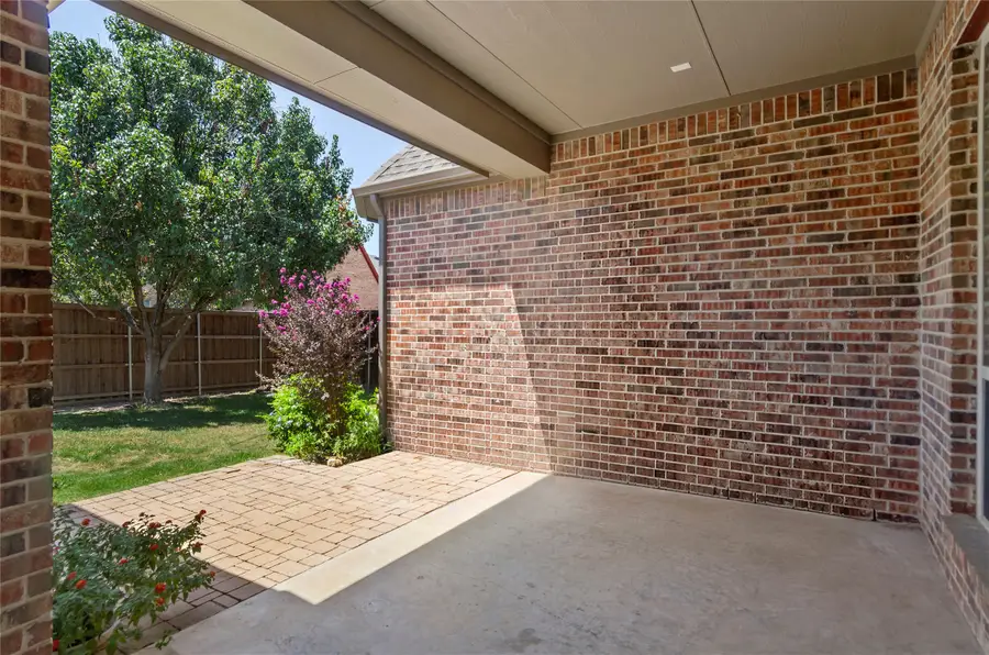 2116 Ironside Drive, Lewisville, TX 75056 - #3