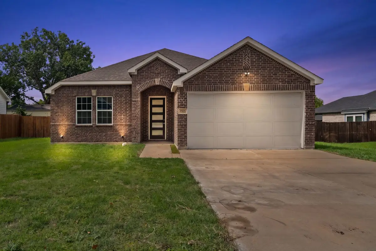 3830 Mcdougal Street, Greenville, TX 75401 - #1