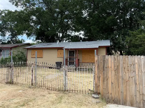 4220 Evans Avenue, Fort Worth, TX 76115