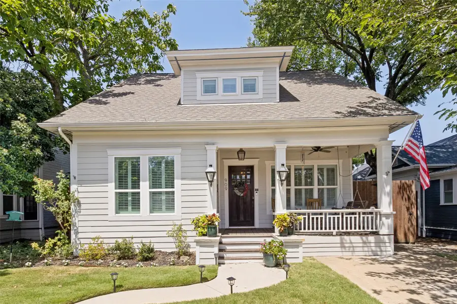 909 Woodlawn Avenue, Dallas, TX 75208 - #2