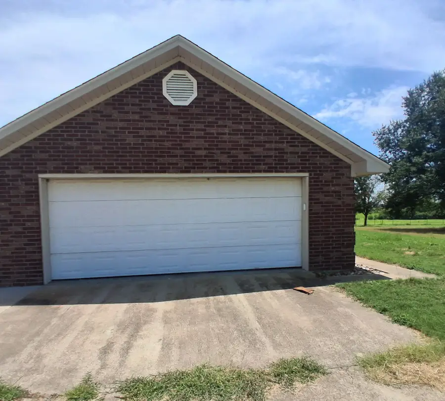 511 County Road Sw 3010, Mount Vernon, TX 75457 - #2