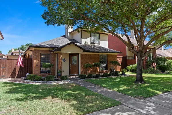 2920 Peninsula Way, Carrollton, TX 75007