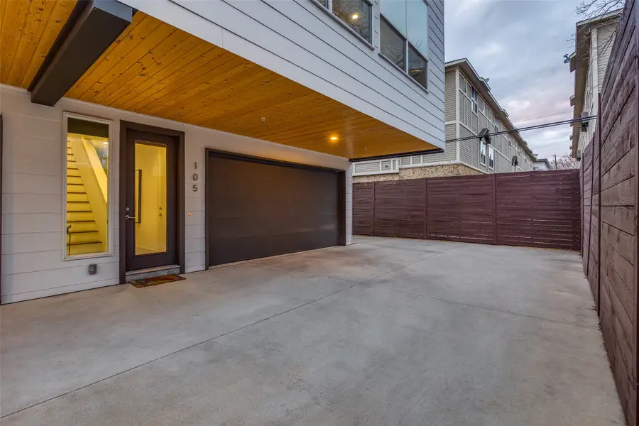 5915 Lindell Avenue #105, Dallas, TX 75206 - #3