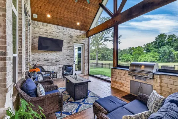 181 Colonial Drive, Mabank, TX 75156
