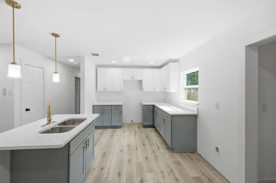 4605 Haas Drive, Dallas, TX 75216 - #2