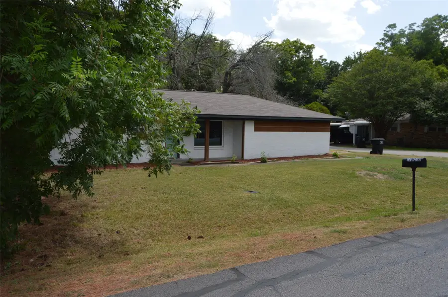 501 E 2nd Street, Quinlan, TX 75474 - #3