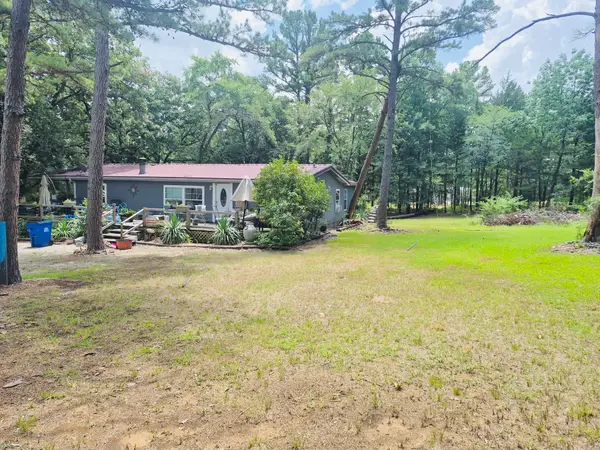 686 Paradise Cove Road, Pottsboro, TX 75076