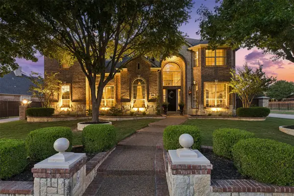 10624 Star Meadow Drive, Frisco, TX 75033