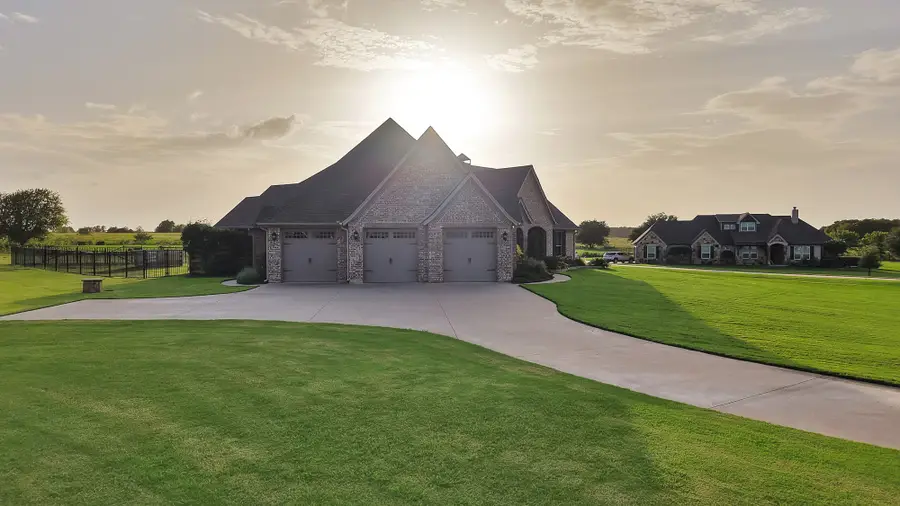 9688 Whispering Creek Terrace, Grandview, TX 76050 - #2
