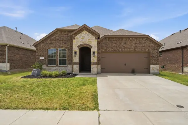 11136 Gold Pan Trail, Aubrey, TX 76227