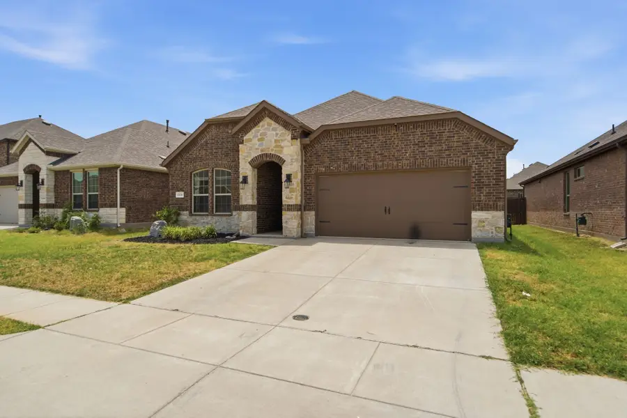 11136 Gold Pan Trail, Aubrey, TX 76227 - #2