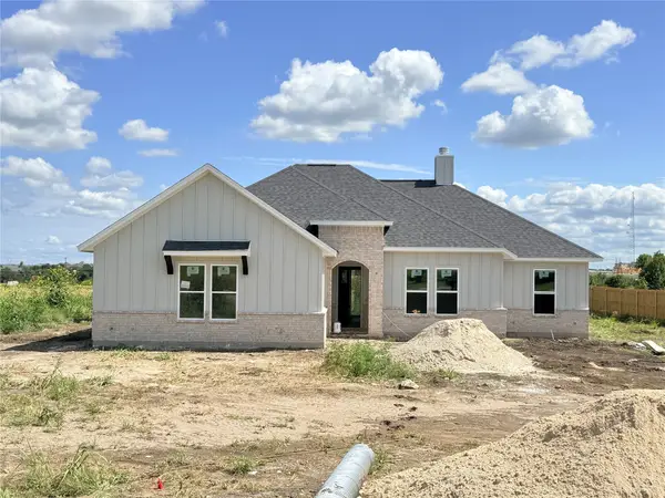 1012 Don Eve Court, Azle, TX 76020
