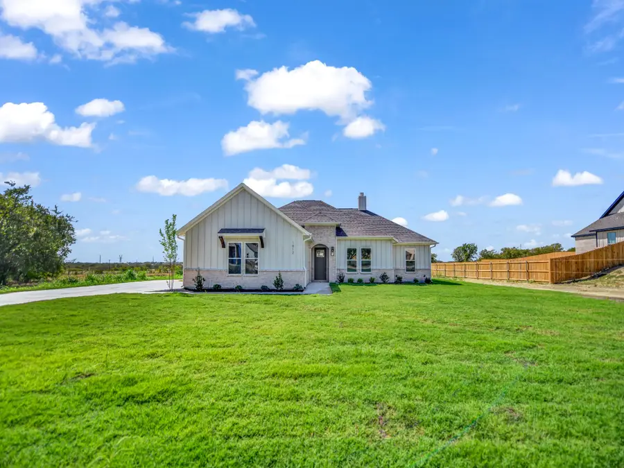 1012 Don Eve Court, Azle, TX 76020 - #2