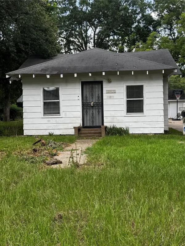 2636 Lindholm Street, Shreveport, LA 71108