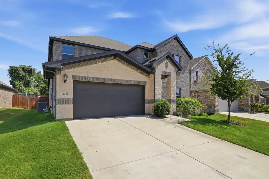 233 Luna Lane, Lake Dallas, TX 75065 - #2